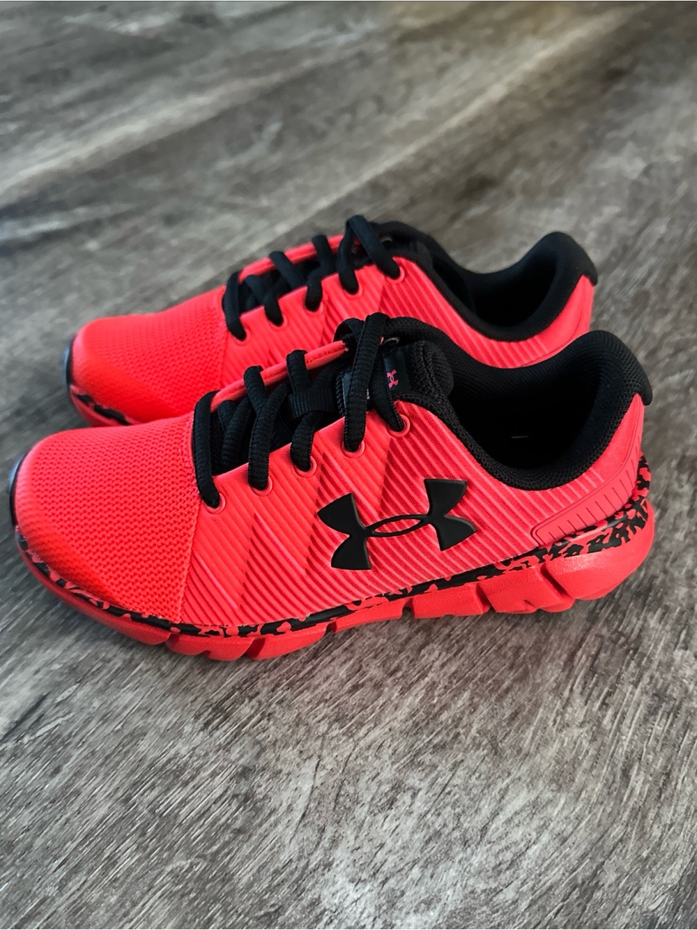Under Armour Boys X Level Scramjet 2 Running Shoes ***Size 1Y***